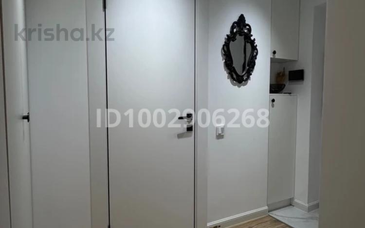 1-комнатная квартира · 33 м² · 9/12 этаж, Райымбека 210/4 за 280 000 ₸ в Алматы, Алмалинский р-н — фото 2
