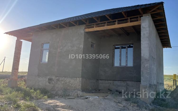 Отдельный дом · 3 комнаты · 100 м² · , мкр Бозарык , Кеңтөбе — Бәйдібек би көшесіне жақын 200 метр за 23 млн ₸ в Шымкенте, Абайский р-н — фото 2