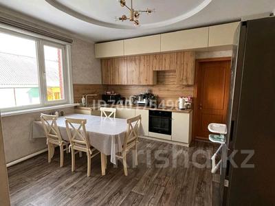 Отдельный дом · 5 комнат · 180 м² · 10 сот., Комсомольская за 41 млн ₸ в Бишкуле (Бесколь)