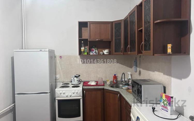1-комнатная квартира · 37.8 м² · 3/5 этаж, уалиева 9/3 за 19.3 млн ₸ в Усть-Каменогорске — фото 2
