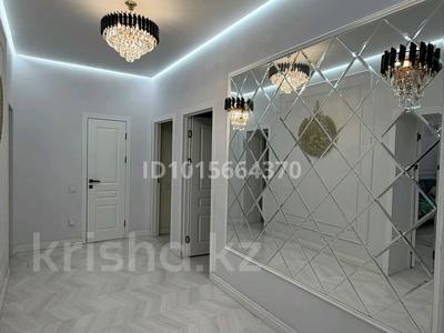 4-бөлмелі пәтер · 120 м² · 2/10 қабат, Жаңа қала ш/а., Микрорайон Байкена Ашимова 21, бағасы: 72 млн ₸ в Караганде, Казыбек би р-н