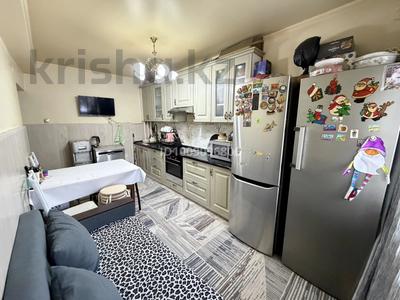 2-комнатная квартира · 61 м² · 1/5 этаж, Райымбека 502А — Сайна Райымбека за 36.5 млн 〒 в Алматы, Ауэзовский р-н