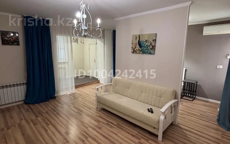 1-комнатная квартира · 48 м² · 5/5 этаж, 15-й мкр 9 за 170 000 ₸ в Актау — фото 2