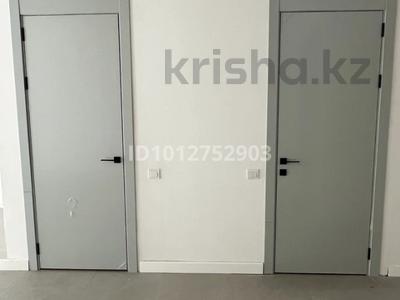 Еркін, медорталықтар мен дәріханалар · 90 м², бағасы: 750 000 ₸ в Астане, Нура р-н