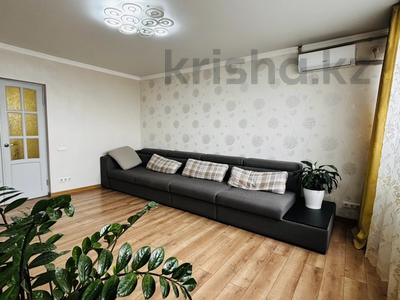 4-комнатная квартира · 88 м² · 8/12 этаж, мкр Аксай-2 — Толеби Саина за 53 млн 〒 в Алматы, Ауэзовский р-н