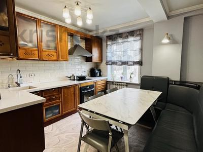 4-комнатная квартира · 88 м² · 8/12 этаж, мкр Аксай-2 — Толеби Саина за 53 млн 〒 в Алматы, Ауэзовский р-н