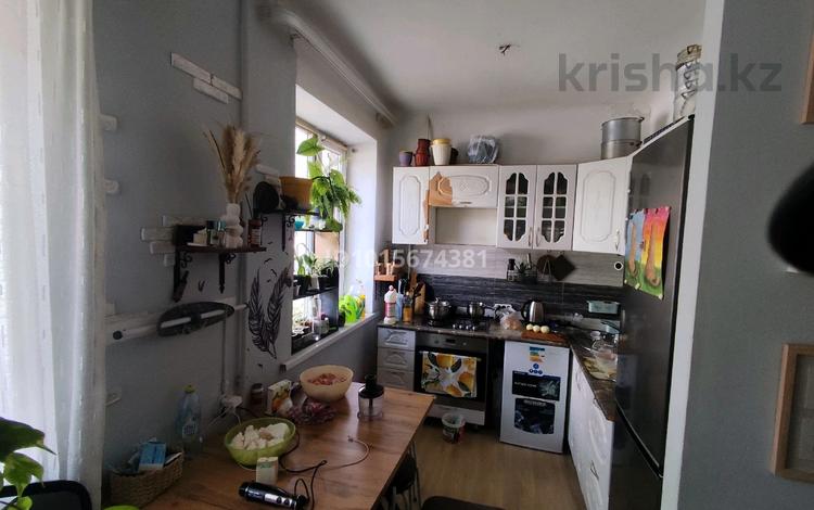 2-комнатная квартира · 40 м² · 1/2 этаж, мкр Жилгородок — Угол есет батыра и киселева за 12 млн ₸ в Актобе — фото 3