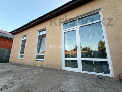 Жеке үй · 4 бөлме · 100 м² · 5 жүзд., Лермонтова 42, бағасы: 47 млн ₸ в Уральске