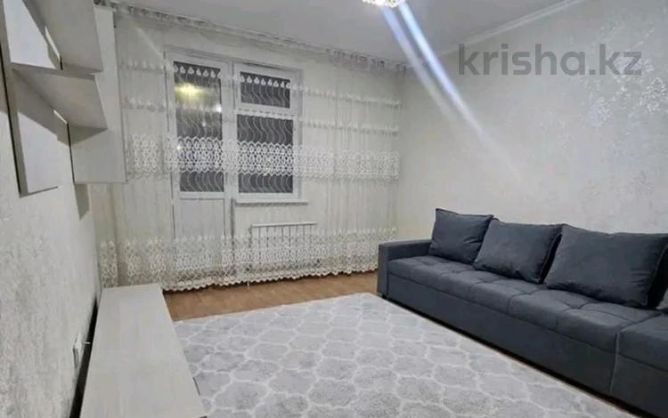 1-бөлмелі пәтер · 35 м², мкр Акбулак, 1-я улица, бағасы: 22 млн ₸ в Алматы, Алатауский р-н — фото 2