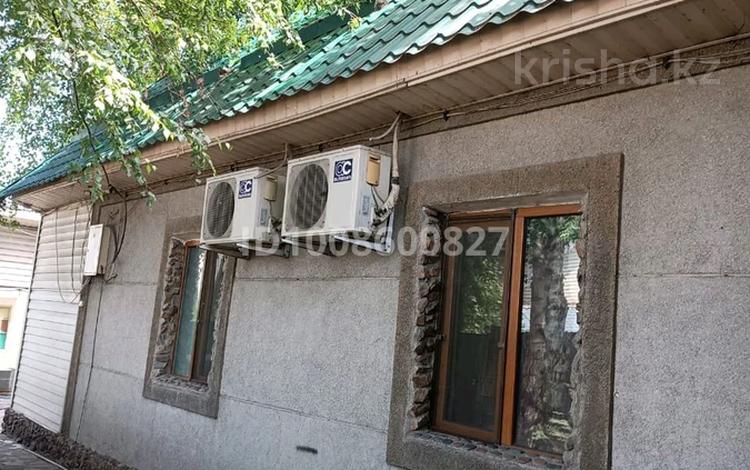 Отдельный дом · 6 комнат · 220 м² · 10 сот., мкр Акжар за 200 млн ₸ в Алматы, Наурызбайский р-н — фото 2