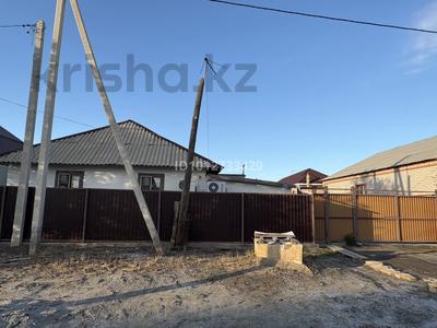 Жеке үй · 4 бөлме · 117.2 м² · 6 жүзд., Камысты 19, бағасы: 18 млн ₸ в Атырау, мкр Ак депо