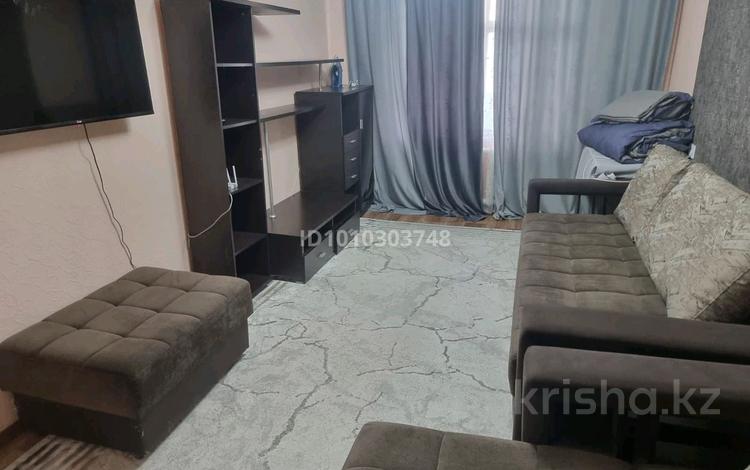 2-бөлмелі пәтер · 48 м², Ақсай-3Б ш/а. 34, бағасы: 240 000 ₸ в Алматы, Ауэзовский р-н — фото 2
