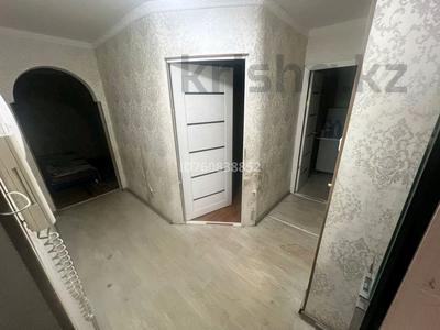 2-бөлмелі пәтер · 70 м² · 4/5 қабат · ай сайын, Новый город, Уалиханова 18 — Возле жд вагзал и акадца остановка, бағасы: 110 000 〒 в Актобе, Новый город