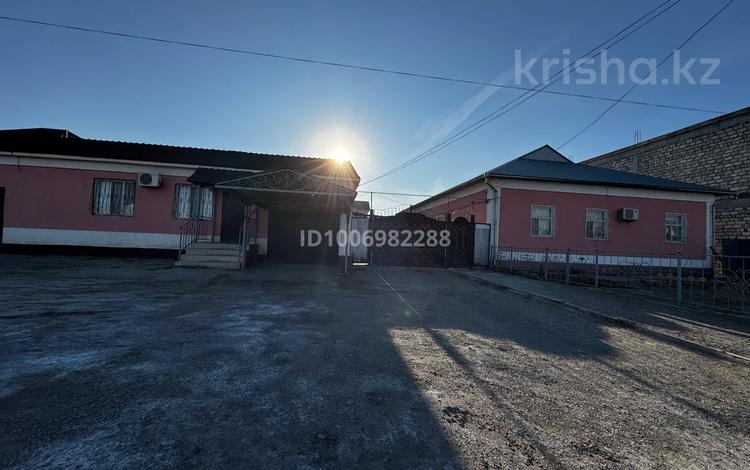 Отдельный дом · 6 комнат · 152 м² · 10 сот., Мустафа Шокай 196 — проспект Астана за 90 млн ₸ в  — фото 2