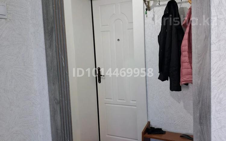 2-комнатная квартира · 40 м² · 4/4 этаж, 71кв 1 за 160 000 ₸ в Семее — фото 2