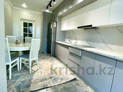 3-комнатная квартира · 90 м² · 5/12 этаж, мкр Нурсат, Аргынбекова 29/4 к2 — Шаяхметов за 350 000 ₸ в Шымкенте, Каратауский р-н