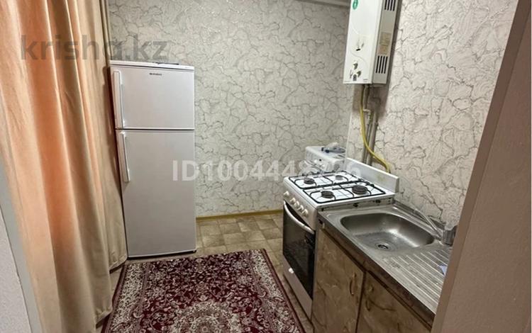 1-комнатная квартира · 30 м² · 1/5 этаж, 8-й микрорайон, 8-й микрорайон 12 — Гостиница Айдана сонын артындагы дом за 120 000 ₸ в Шымкенте, Туран р-н — фото 2