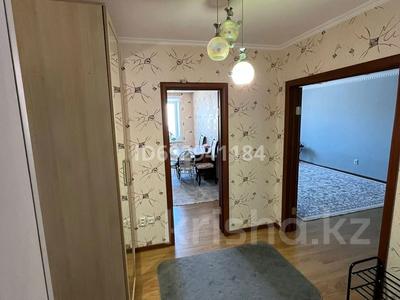 2-бөлмелі пәтер, 61.6 м², 7/10 қабат, мкр 12 45 д, бағасы: 22 млн 〒 в Актобе, мкр 12