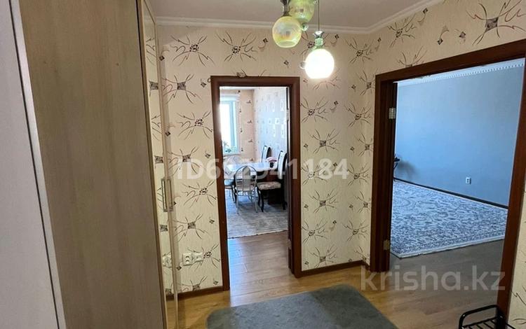 2-бөлмелі пәтер, 61.6 м², 7/10 қабат, мкр 12 45 д, бағасы: 22 млн 〒 в Актобе, мкр 12 — фото 2