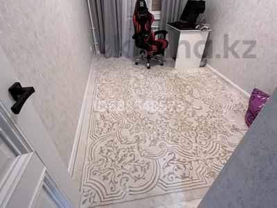 3-бөлмелі пәтер, 70 м², 1/5 қабат, 12-й мкр 28, бағасы: 28 млн 〒 в Актау, 12-й мкр