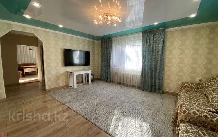 Отдельный дом • 4 комнаты • 100 м² • 5 сот., Росковой 9 за 39 млн 〒 в Павлодаре — фото 2