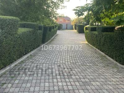 Отдельный дом · 6 комнат · 520 м² · 8 сот., мкр Карагайлы, Жана — Кали Надырова за ~ 1.4 млн ₸ в Алматы, Наурызбайский р-н