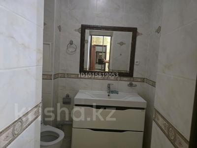 3-комнатная квартира · 112 м² · 2/5 этаж, мкр. Алтын орда, Батыс 2 17 В — На против обл гай за 45 млн ₸ в Актобе