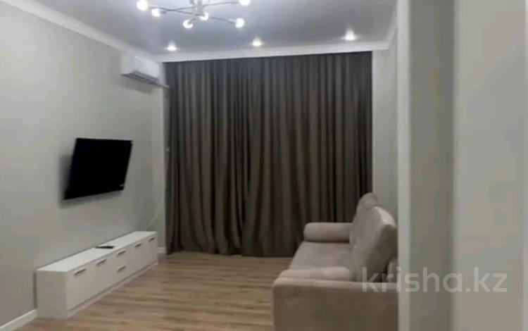 1-комнатная квартира · 40 м² · 4/9 этаж, Казыбек Би 7, 7а, 9, 9/1, 9/2, 9/3 за 230 000 ₸ в Астане, Нура р-н — фото 2