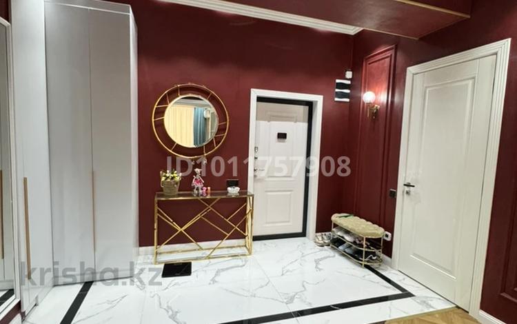 2-бөлмелі пәтер · 70 м² · 7/14 қабат, 17-й мкр 113, бағасы: 44.8 млн ₸ в Актау — фото 2