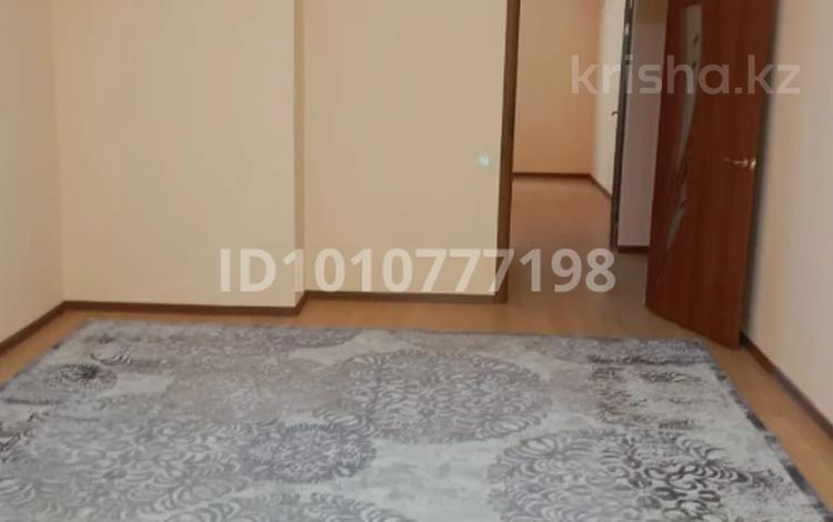 2-бөлмелі пәтер · 72 м² · 10/16 қабат, мкр. Алмагуль 19, бағасы: 250 000 ₸ в Атырау — фото 2