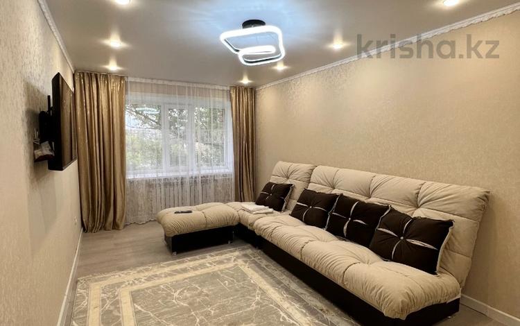 2-комнатная квартира · 40 м² · 4/5 этаж, Бухар Жырау 63 за 25 000 ₸ в Караганде — фото 2
