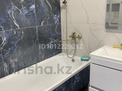 3-бөлмелі пәтер · 76 м² · 4/9 қабат, Райымбек батыра 161 а, бағасы: 53 млн ₸ в 