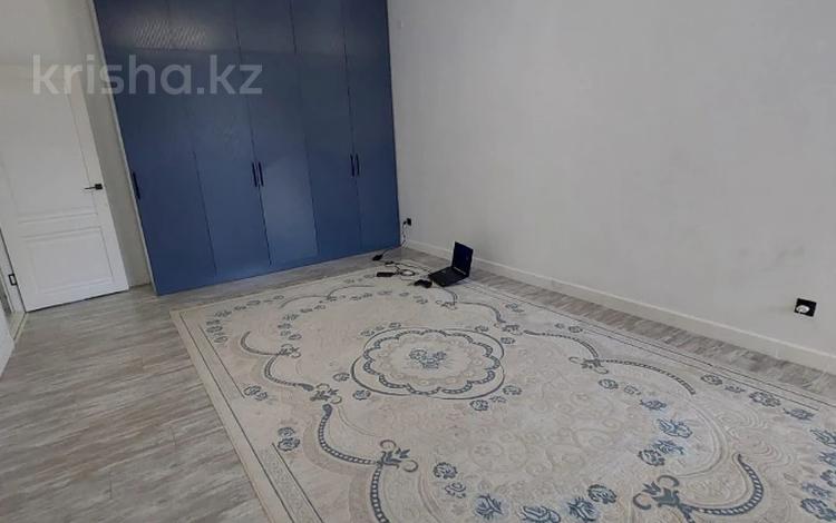1-бөлмелі пәтер · 40 м² · 4/5 қабат, Жаңа қала, Молдагуловой, бағасы: 17.8 млн ₸ в Актобе, Новый город — фото 2