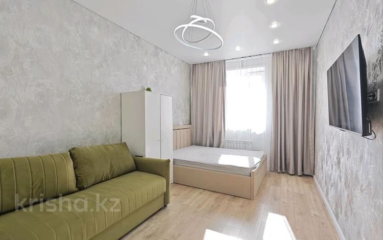 2-комнатная квартира · 43 м² · 2/9 этаж, Шахтеров 20/4 — ЖК Каусар за 230 000 ₸ в Караганде, Казыбек би р-н — фото 2