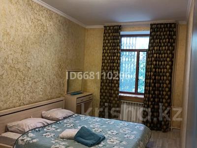 2-бөлмелі пәтер · 60 м² · 2/3 қабат, Толе би 65, бағасы: 21 000 ₸ в Алматы, Алмалинский р-н