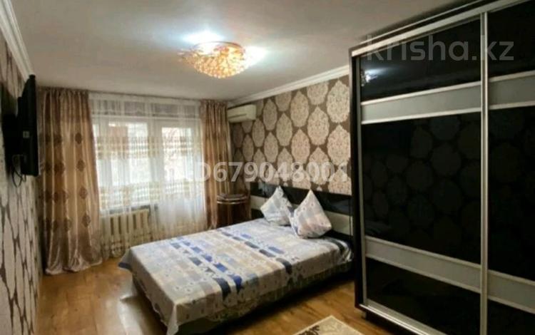1-бөлмелі пәтер · 60 м² · 2/5 қабат, мкр 8, Г.жубанова 48, бағасы: 7 000 ₸ в Актобе — фото 2