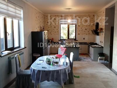 Жеке үй · 3 бөлме · 180 м² · 7 жүзд., Яссауи Кожахмета 8А, бағасы: 68 млн ₸ в Рыскулово
