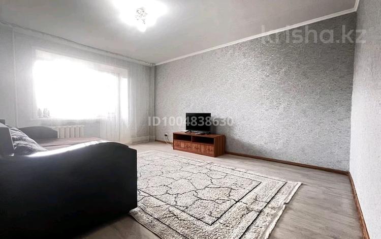 2-комнатная квартира · 60 м² · 3/5 этаж, Абая 153 — Абая -Гоголя-Толстого за 15 000 ₸ в Костанае — фото 2
