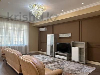 4-комнатная квартира · 200 м² · 4/6 этаж, Омарова 33 — Кыз Жибек за 800 000 〒 в Алматы, Медеуский р-н