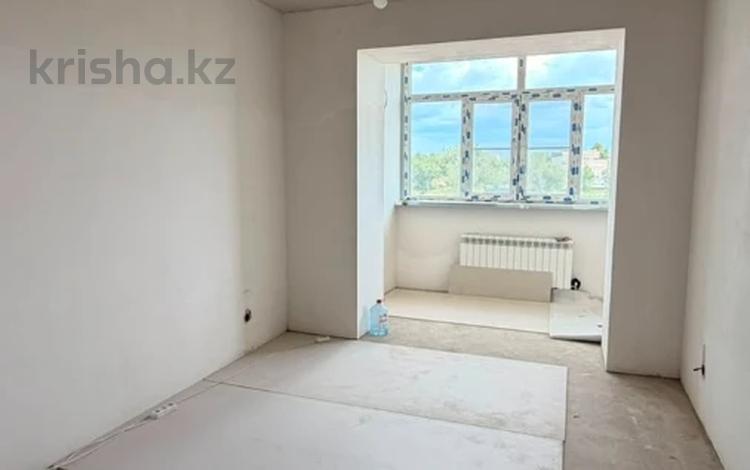 3-комнатная квартира · 110 м² · 3/9 этаж, мкр. Алтын орда за 40.8 млн ₸ в Актобе — фото 11