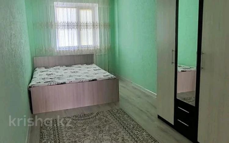 2-комнатная квартира, 48 м², 2/5 этаж помесячно, Махамбета 130 за 130 000 〒 в Атырау — фото 2
