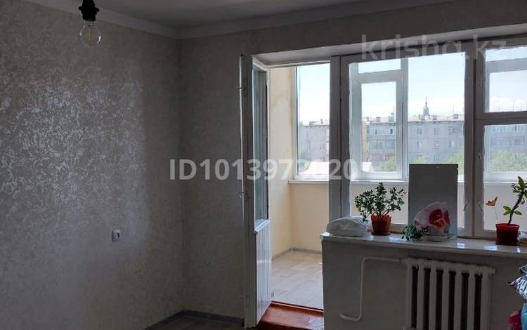 2-комнатная квартира · 52 м² · 5/5 этаж, мкр Жайлау 24 — 35 школа за 18 млн ₸ в Таразе — фото 2