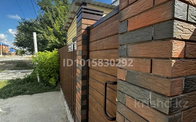 Жеке үй · 3 бөлме · 170 м² · 10 жүзд., Томарлы ш/а., Елеукен Наурызбекова 20, бағасы: 50 млн ₸ в Атырау, мкр Томарлы — фото 2