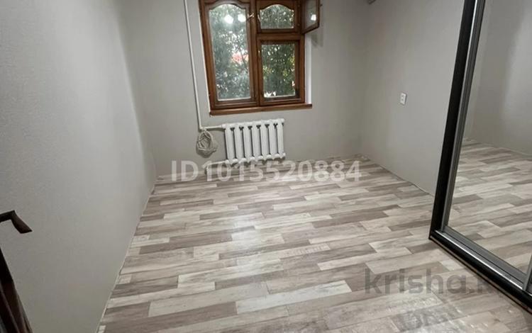 2-комнатная квартира · 55 м² · 1/6 этаж, мкр 4 31 за 140 000 ₸ в Уральске — фото 2