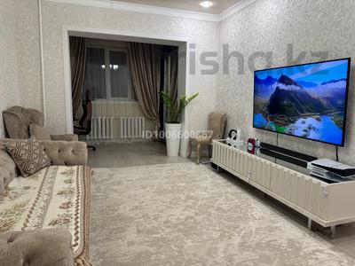 3-комнатная квартира · 81 м² · 1/5 этаж, мкр Сары Арка, Мкр. Сары арка 30 — Кафе Mindal за 36 млн 〒 в Атырау