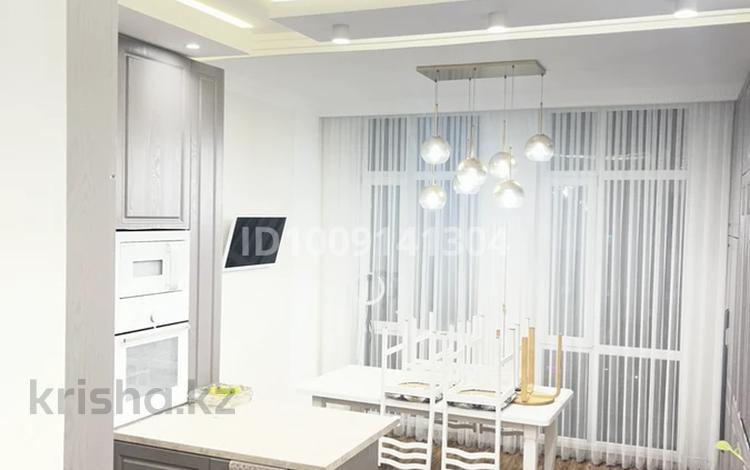 5-бөлмелі пәтер · 150.4 м² · 8/9 қабат, Проспект Мангилик Ел 51/2, бағасы: 135 млн ₸ в Астане, Есильский р-н — фото 2