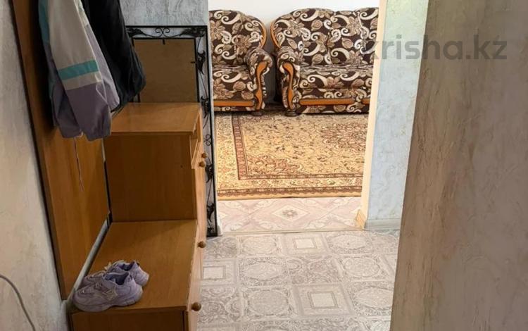2-комнатная квартира · 43 м² · 1/5 этаж, Казахстанская 143 за 130 000 ₸ в Талдыкоргане — фото 2