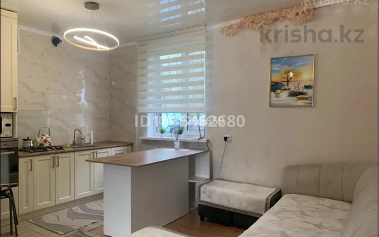 3 комнаты · 120 м² · 2/2 этаж, Садовая — Леонида беды за 70 000 ₸ в Костанае — фото 2