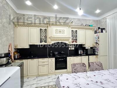 Отдельный дом · 6 комнат · 203 м² · 6 сот., Ислямова — Асан 2 за 51 млн ₸ в Уральске