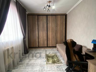 Отдельный дом · 6 комнат · 260 м² · 5 сот., Москва за 70 млн 〒 в Актобе, мкр Москва